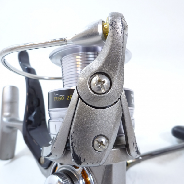 16トライソ 2500LBD